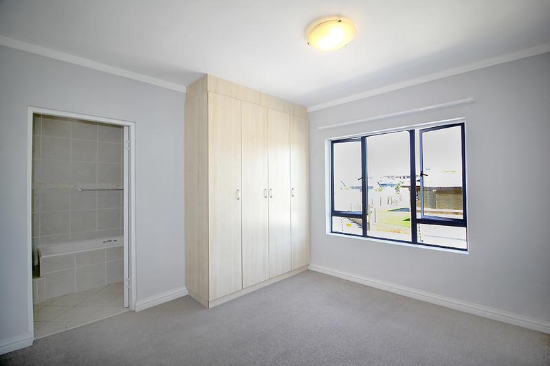 3 Bedroom Property for Sale in Reebok Western Cape